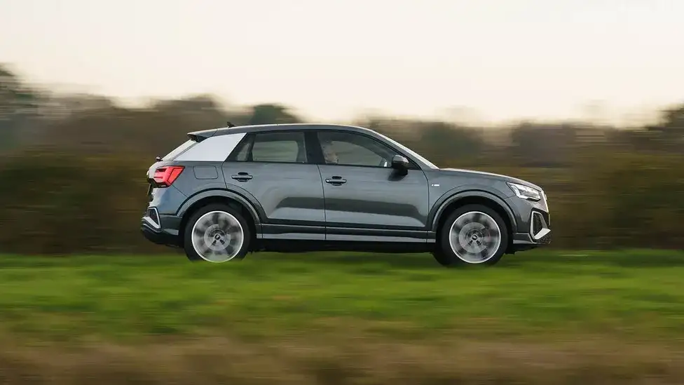 Giá xe Audi Q2 mới nhất 25 image 282