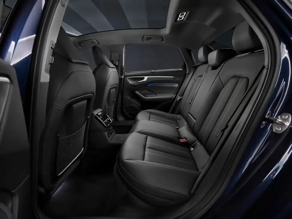 Giá xe Audi A6 mới nhất 22 image 303