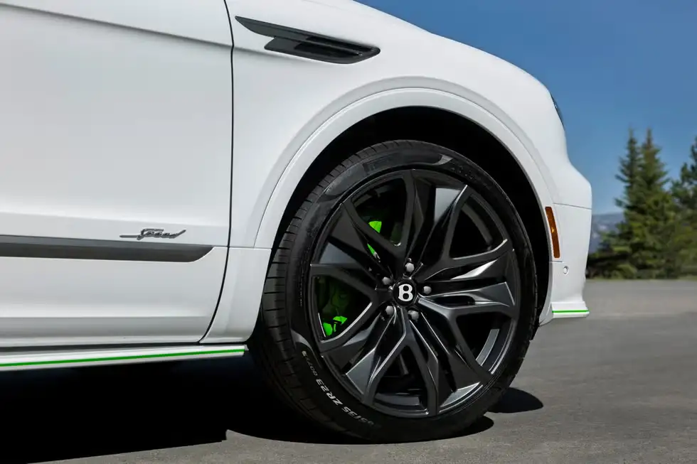 Giá xe Bentley Bentayga mới nhất 20 image 316