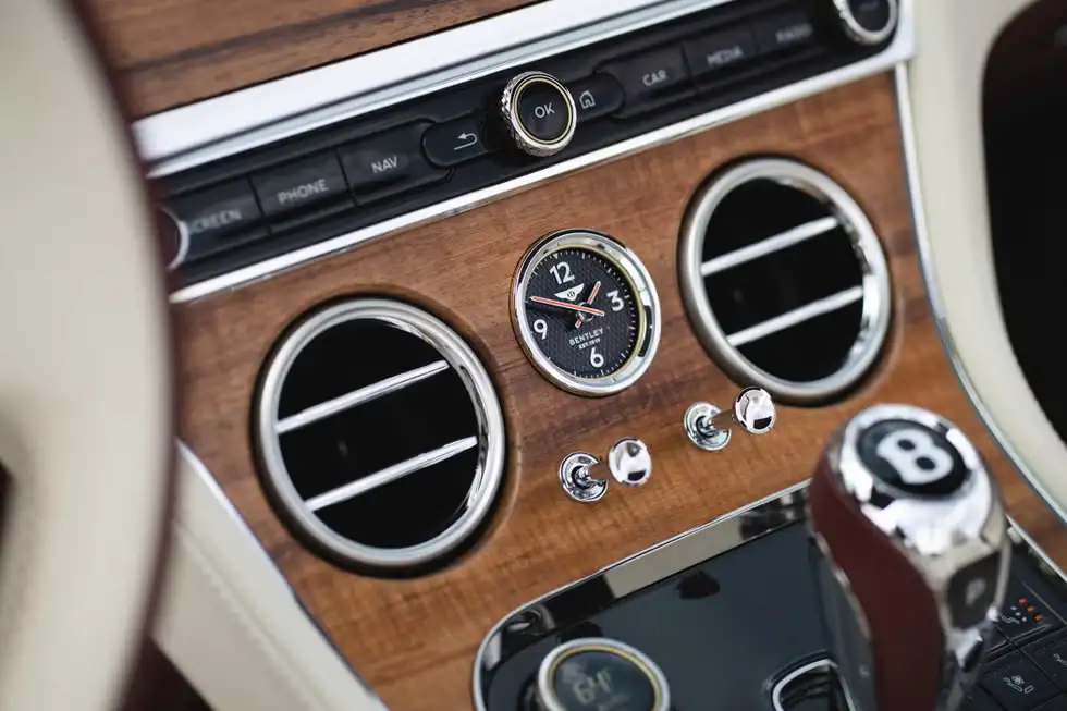 Giá xe Bentley Continental mới nhất 19 image 333