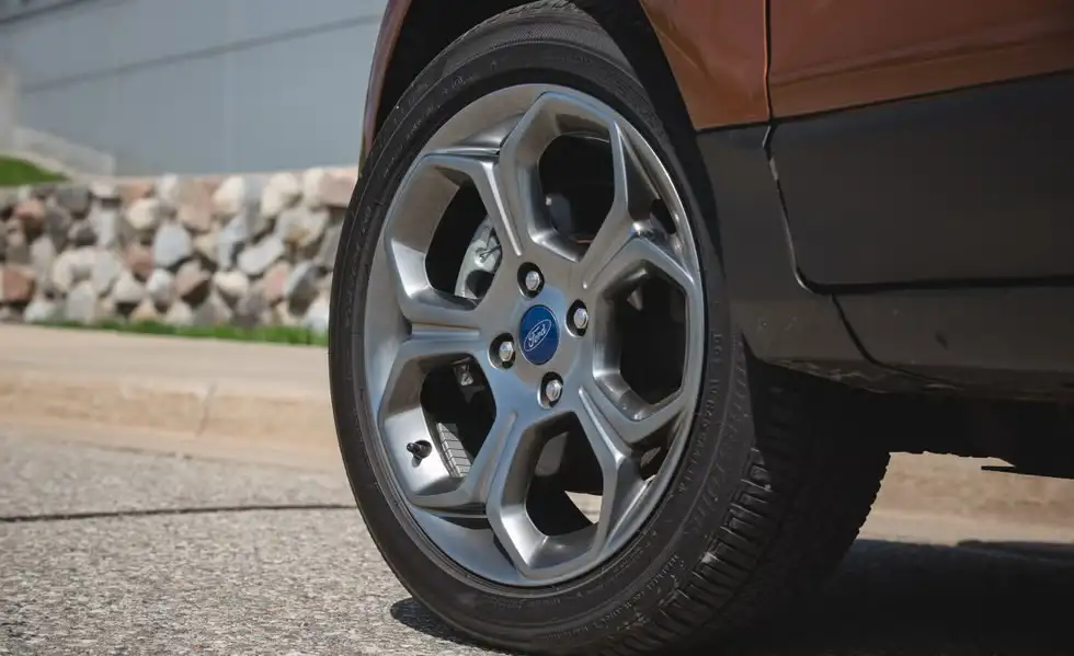 Giá xe Ford EcoSport mới nhất 14 image 449