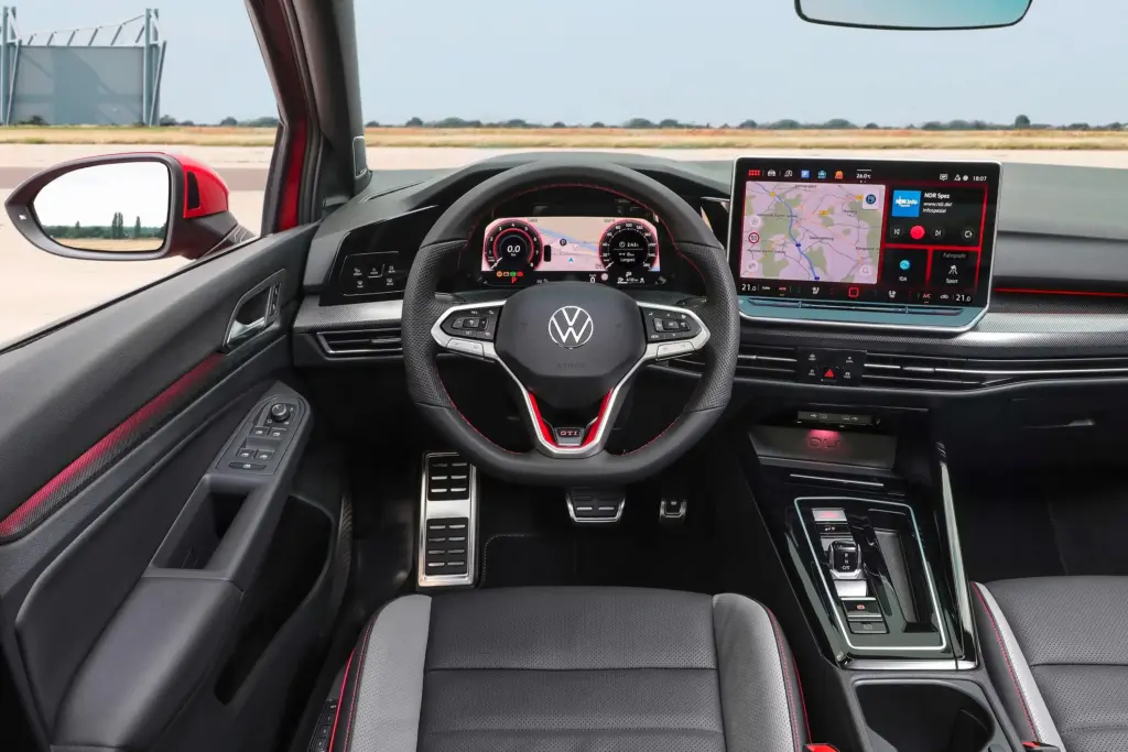 Giá xe Volkswagen Golf mới nhất 15 image 46