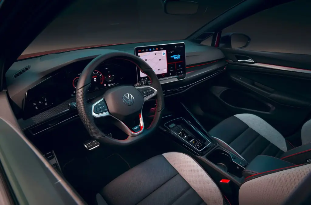 Giá xe Volkswagen Golf mới nhất 16 image 47