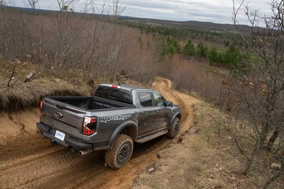 Giá xe Ford Ranger Raptor mới nhất 11 image 471