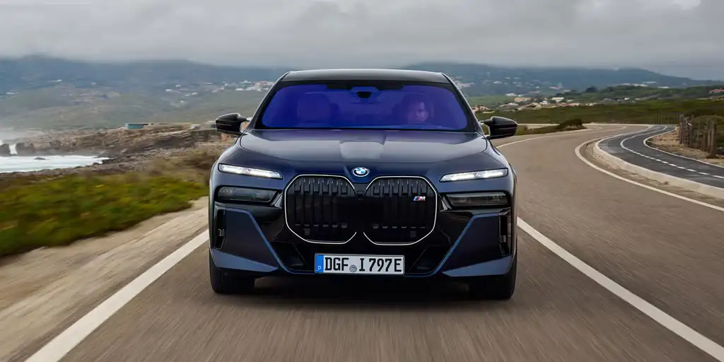 Giá xe BMW i7 mới nhất 10 image 50