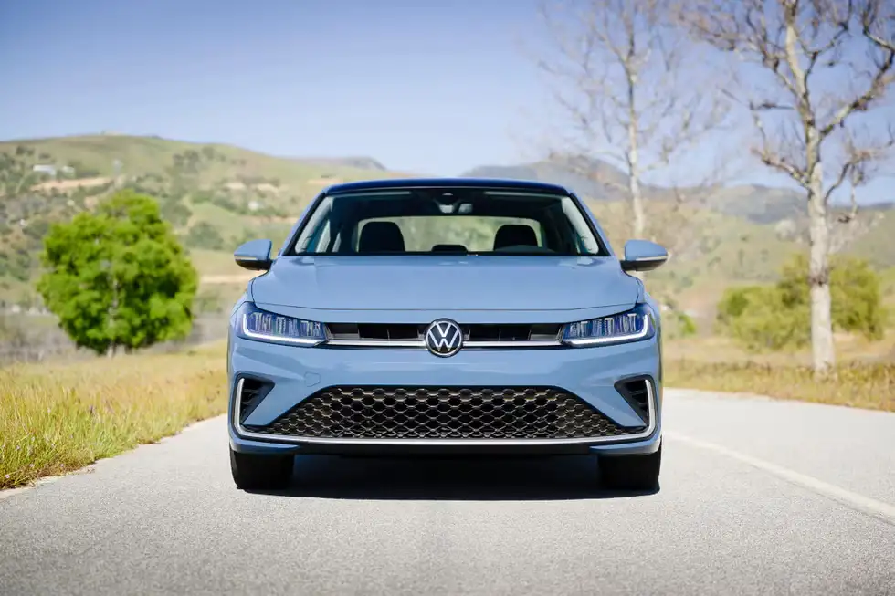 Giá xe Volkswagen Jetta mới nhất 22 image 515