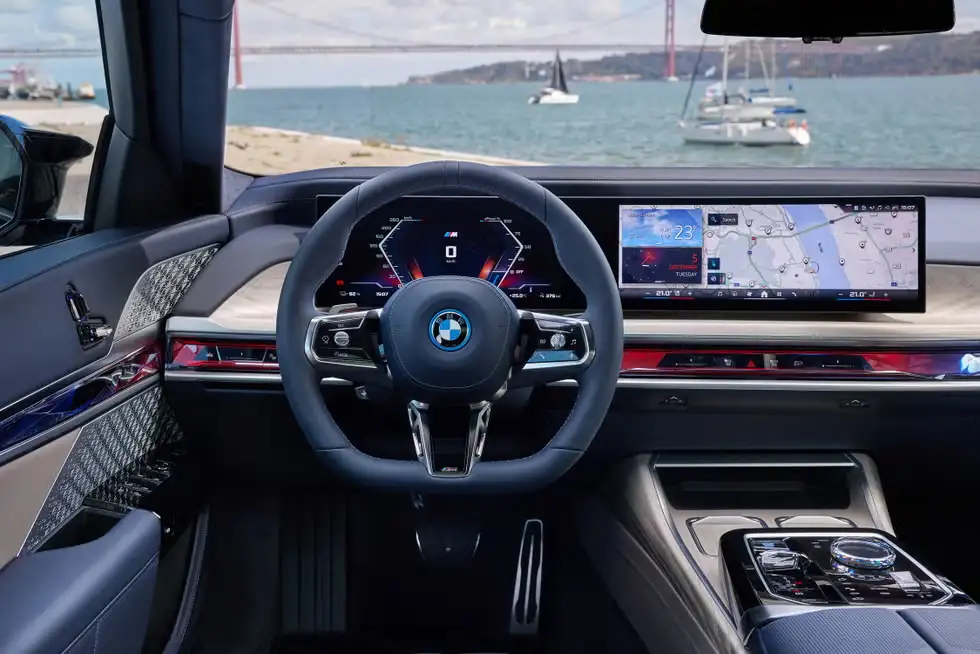 Giá xe BMW i7 mới nhất 14 image 54