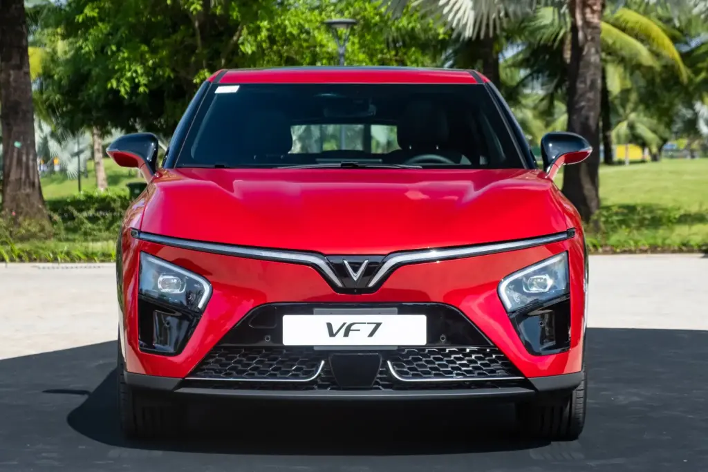 Giá xe VinFast VF 7 mới nhất 15 image 540